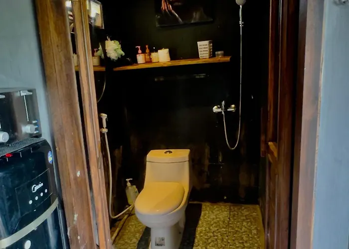 Kubu Yr Village 4*